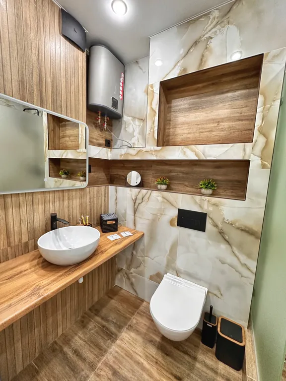 Студия на набережной с видом на Волгу