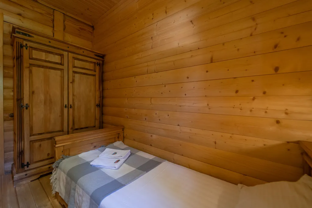 4-комнатный Дом