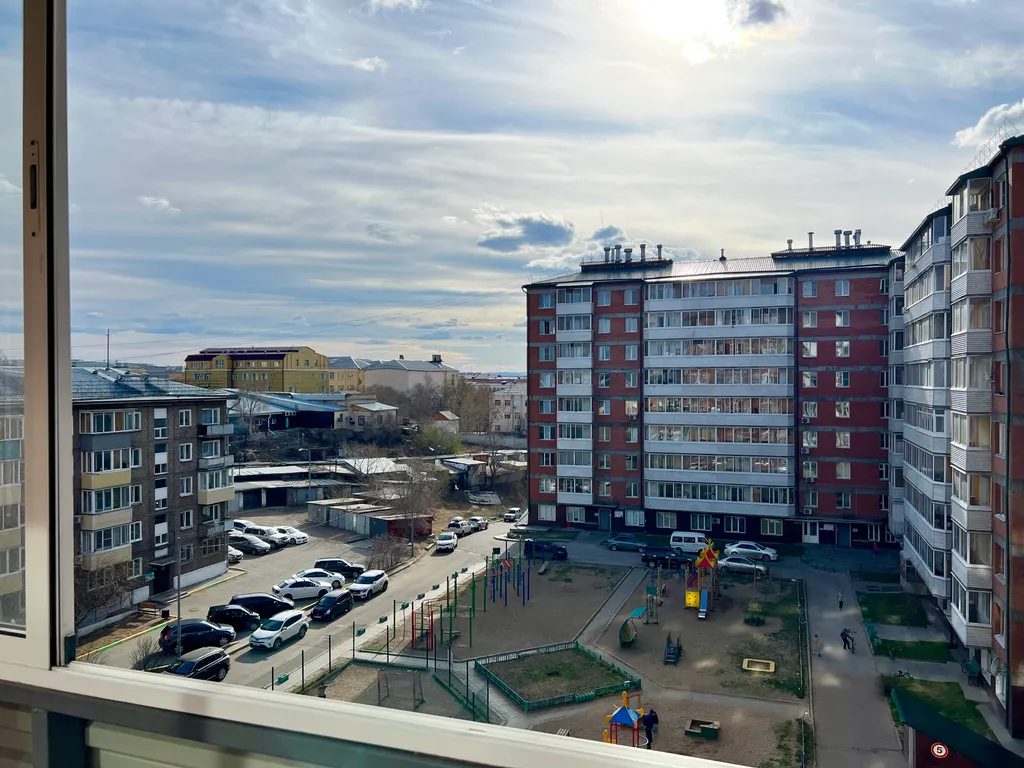 Двушка на Саянах с 2-мя кроватями. Не берем оплату за финальную уборку