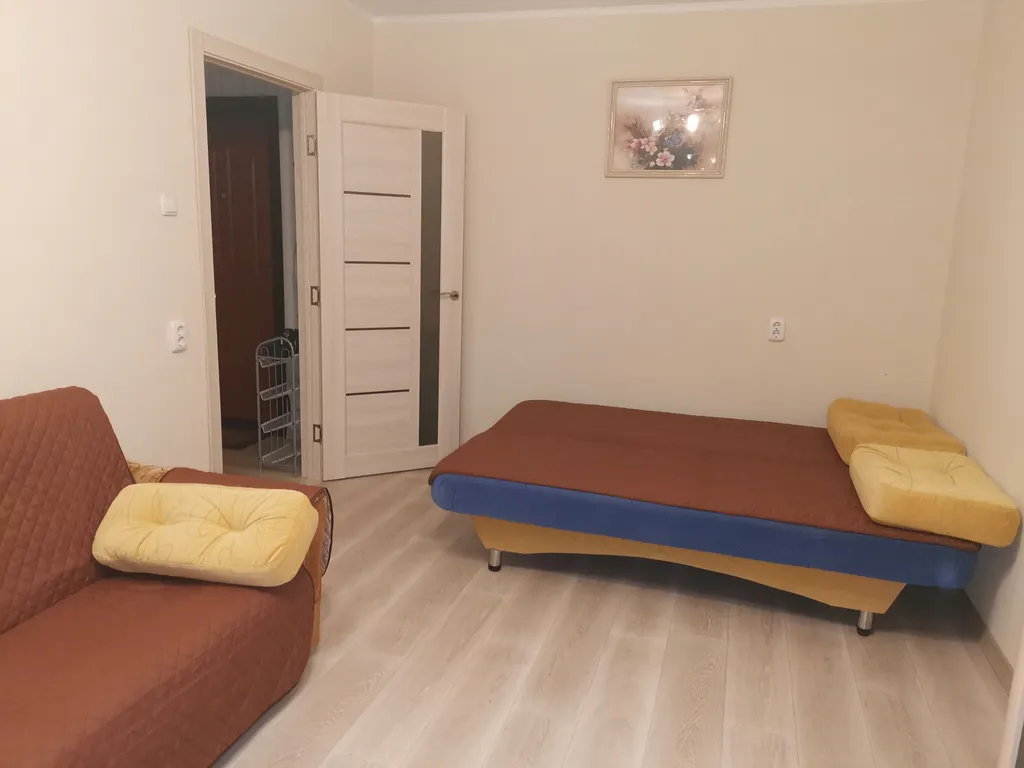 Уютная квартира возле Арены Ерофей