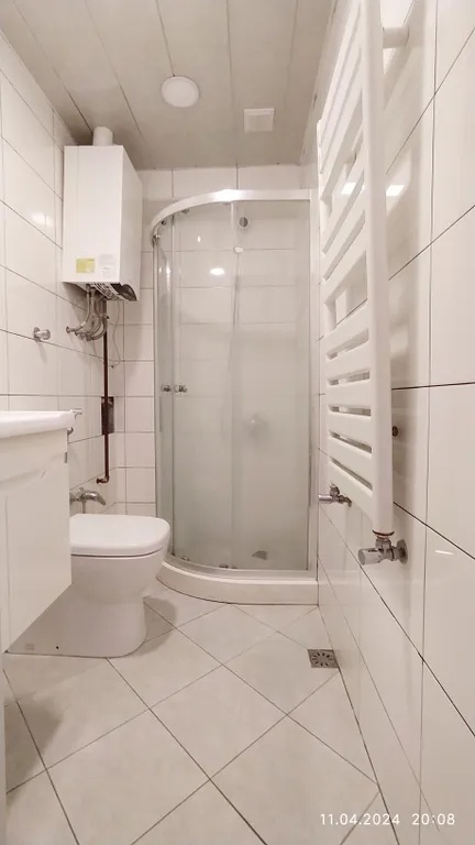 Хорошая недорогая студия в самом центре Баку