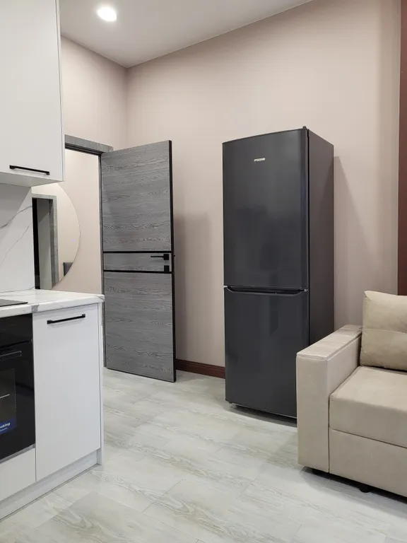 Евродвушка с авторским дизайном, в центре, около Мега парка