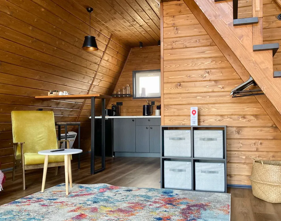 Дом Афрейм с подогреваемой купелью в террасе дома Лисичкино Карелия