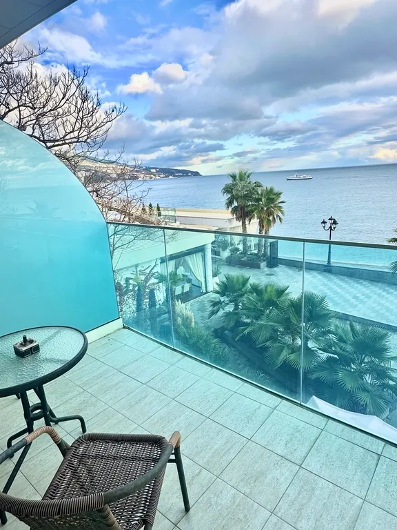 Апартаменты 74 кв.м с видом на море