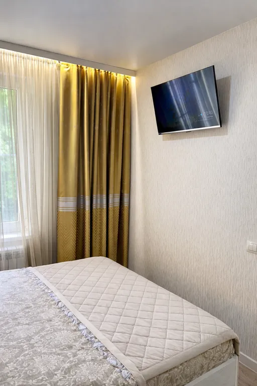 2-комнатная квартира у парка Цветник