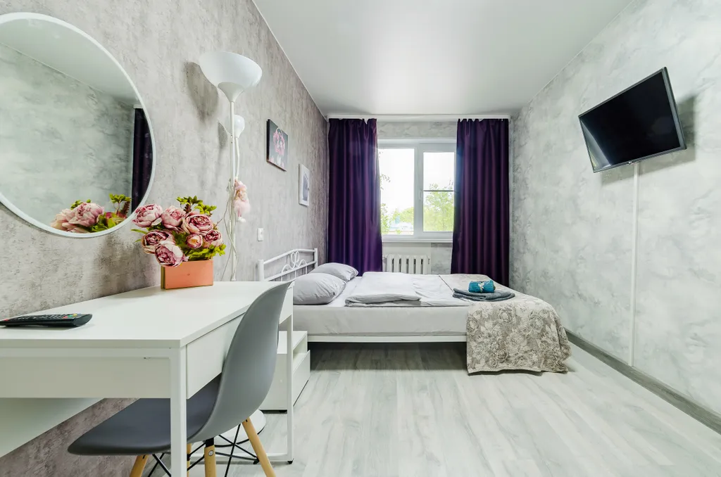 5 минут на машине / 25 пешком до кремля и центра города