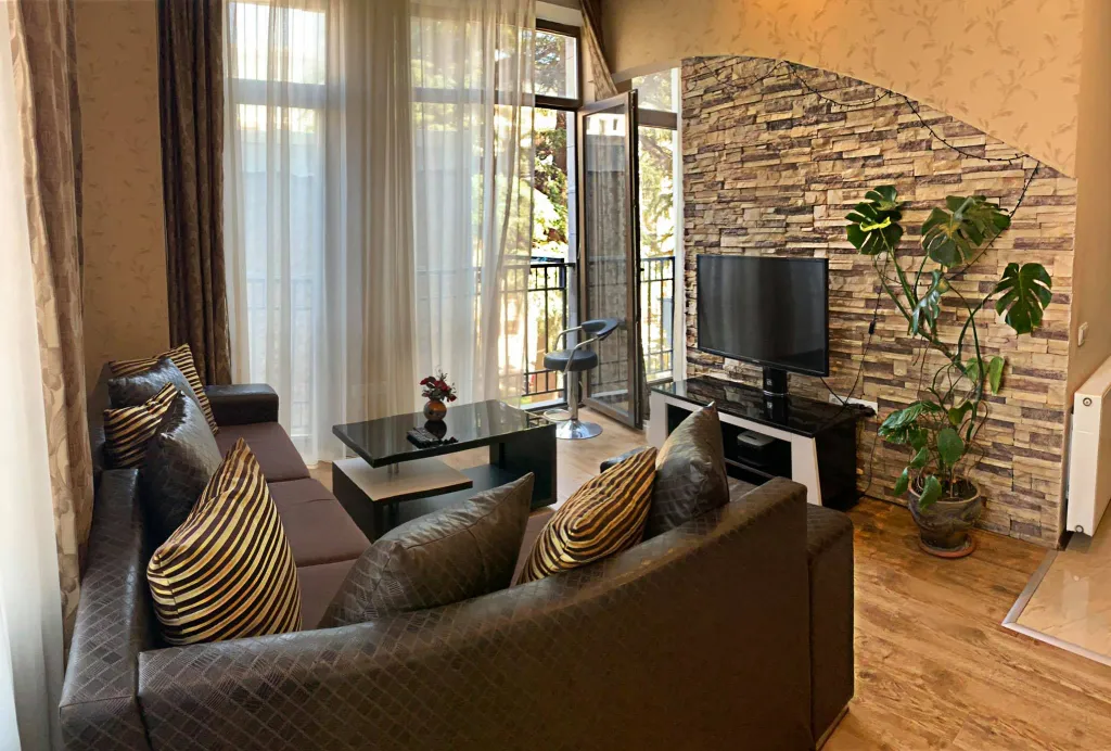 Комфортная квартира в старом Тбилиси