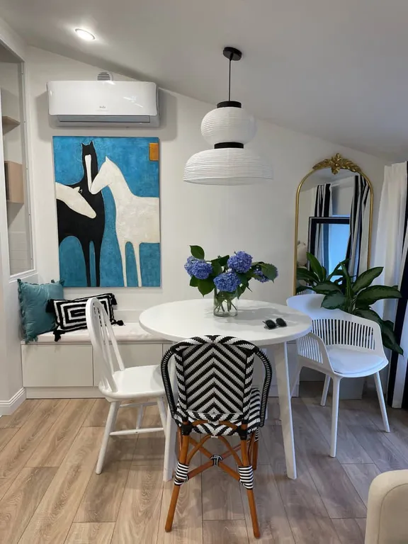 Дизайнерский апартамент в с красивым видом на горы