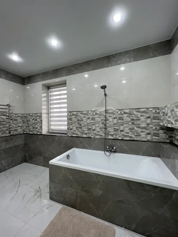 4-комнатный Дом