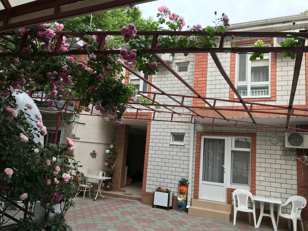 Коттедж Уютный дом в центре Анапы — Анапа