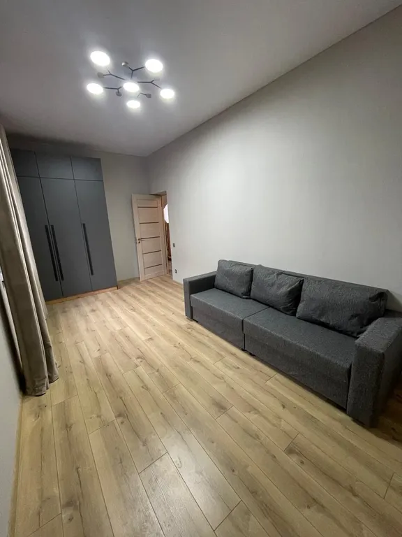 Современный коттедж рядом с заливом