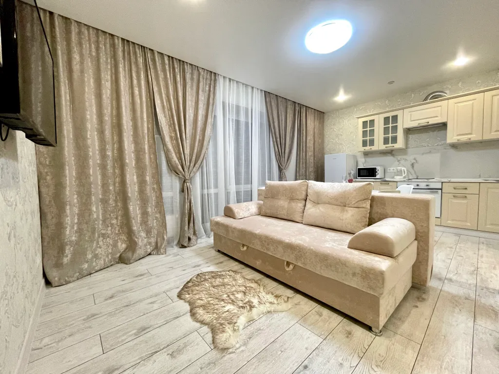 Квартира Квартира возле ТЦ Огни — Барнаул