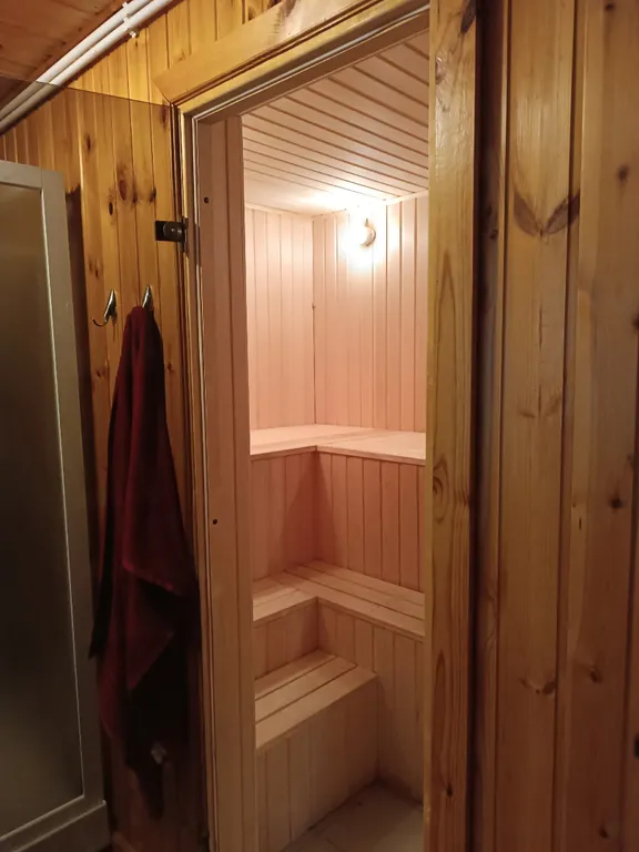 Уютный дом с видом на реку