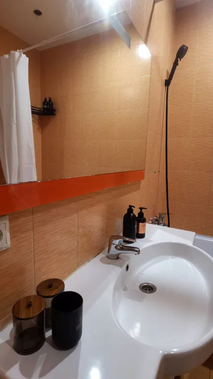 Уютная квартира с прекрасным видом, в пешей доступности от метро.