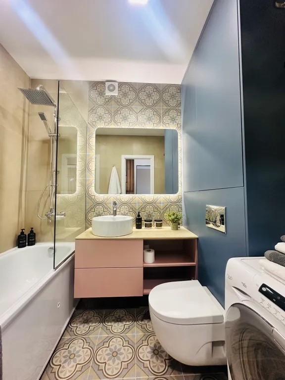 Уютная евро однушка с дизайнерским ремонтом