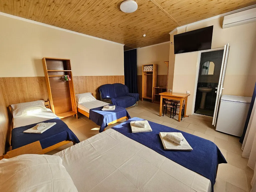 Квартира Семейный 4х-местный номер стандарт 3й этаж. — Лазаревское