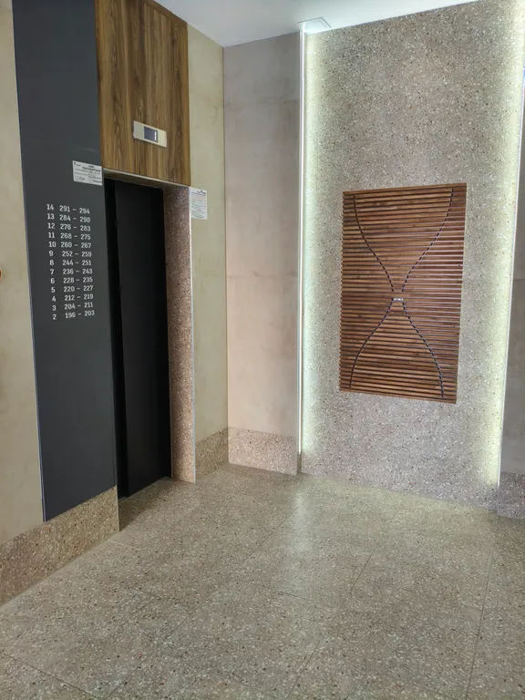 Студия в свежем ремонте недалеко от набережной, центра