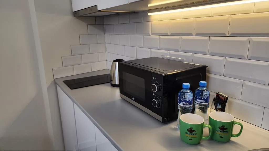 Апартамент с бассейном на берегу моря