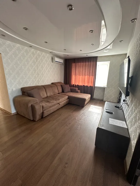 3-комнатная Квартира