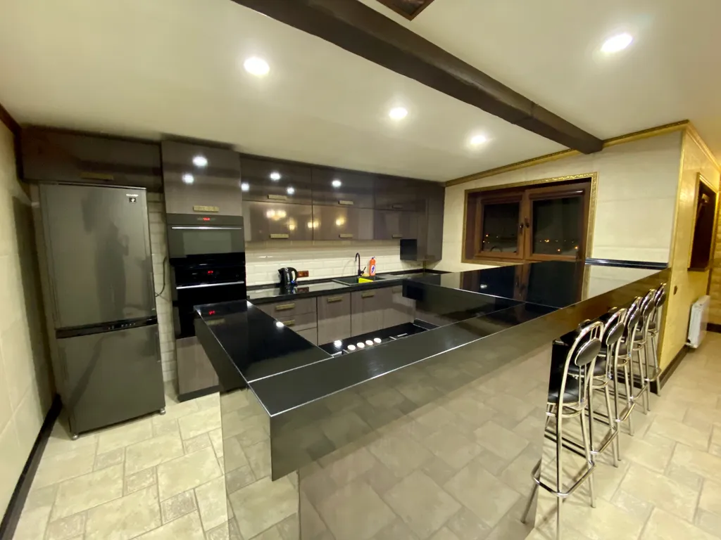 Двухуровневый пентхаус с панорамой на горы