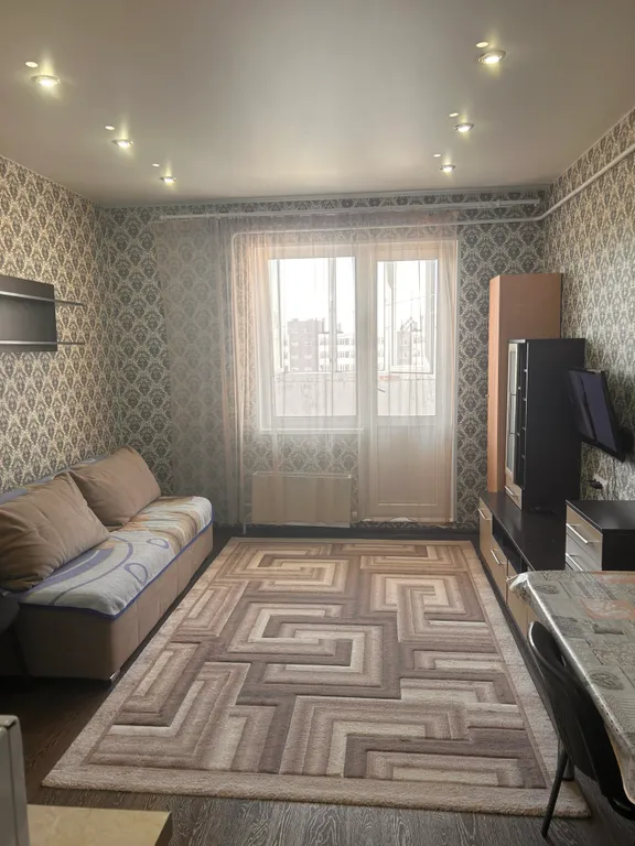 Квартира Уютная студия у ТЦ Аура — аренда посуточно в Сургут