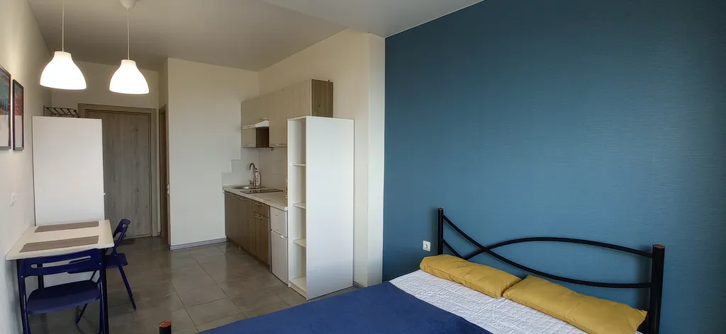 Студия с панорамным видом на море