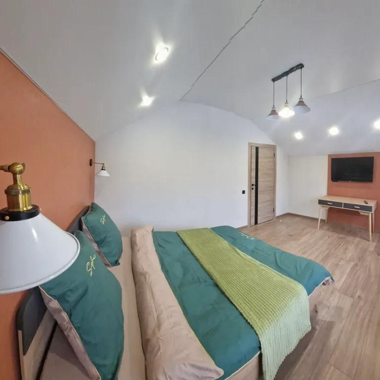 Коттедж Лесной