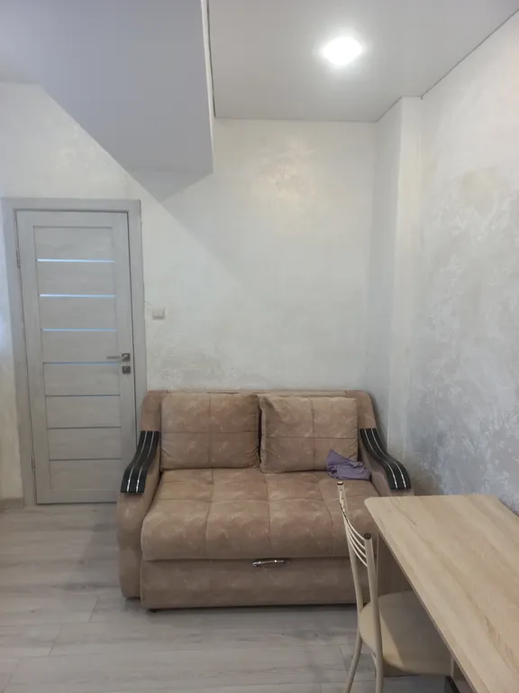 Уютная трёхкомнатная квартира город Гагра со всеми удобствами.