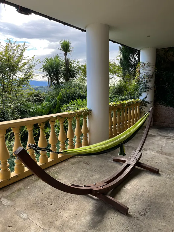 Апартамент с видом на горы