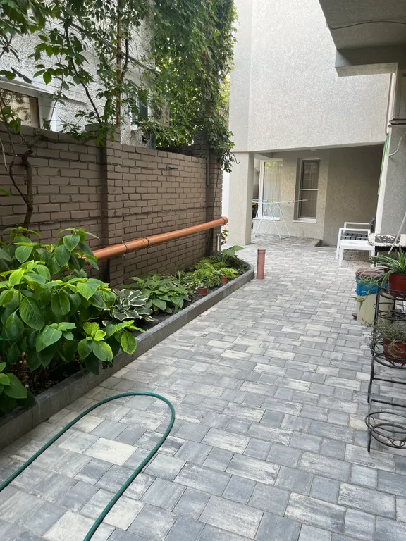 Квартира Апартаменты в центре города на первом этаже — Анапа