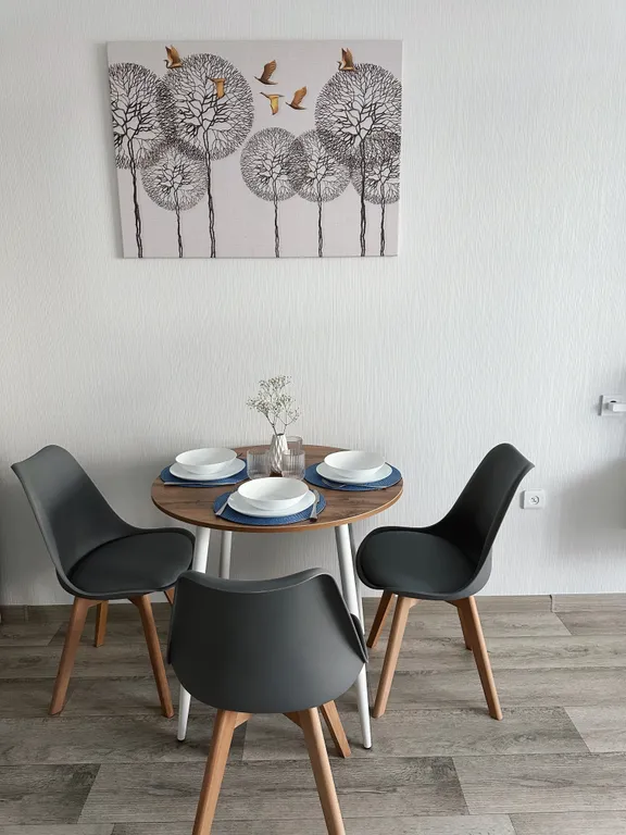 Студия с панорамной лоджией у арены Трактор