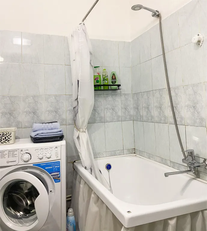 1- комнатная квартира на Садовой