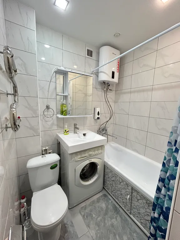 Квартира с новым современным ремонтом в центре города