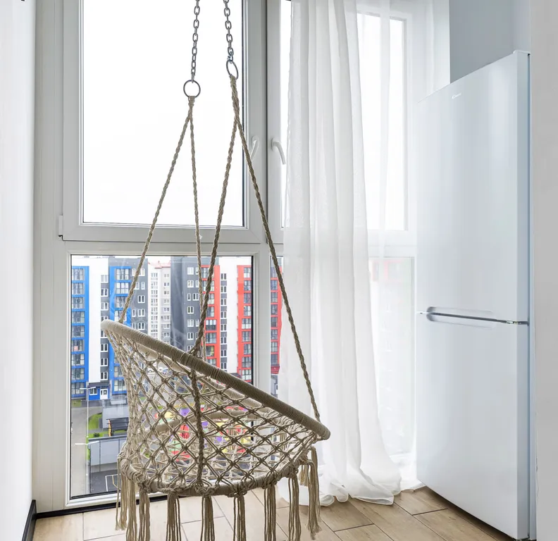 Квартира Дизайнерская квартира с отдельной спальней и качелью — Калининград