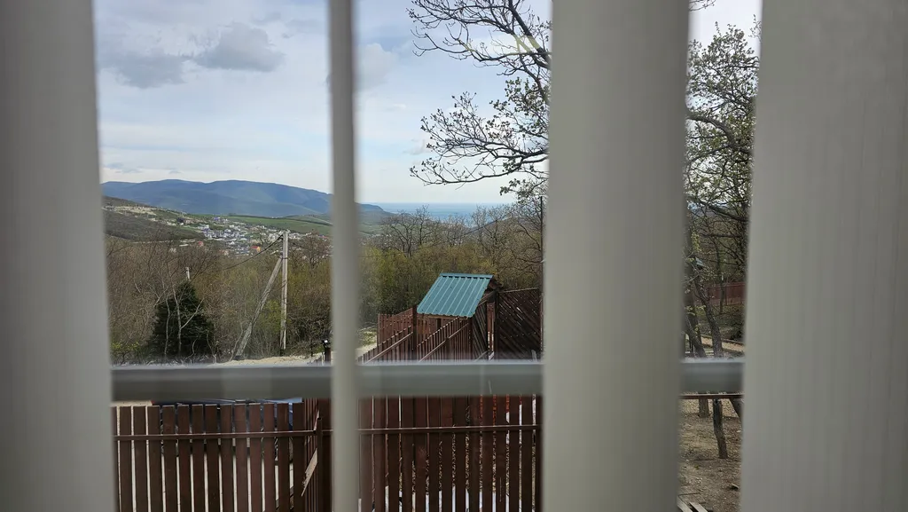 Домик "Лесная Сказка" с видом на море и лес в Анапе