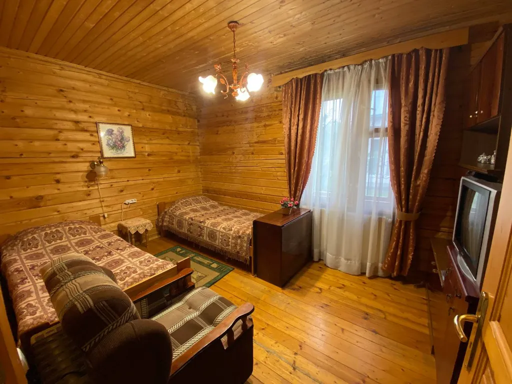 6-комнатный Дом