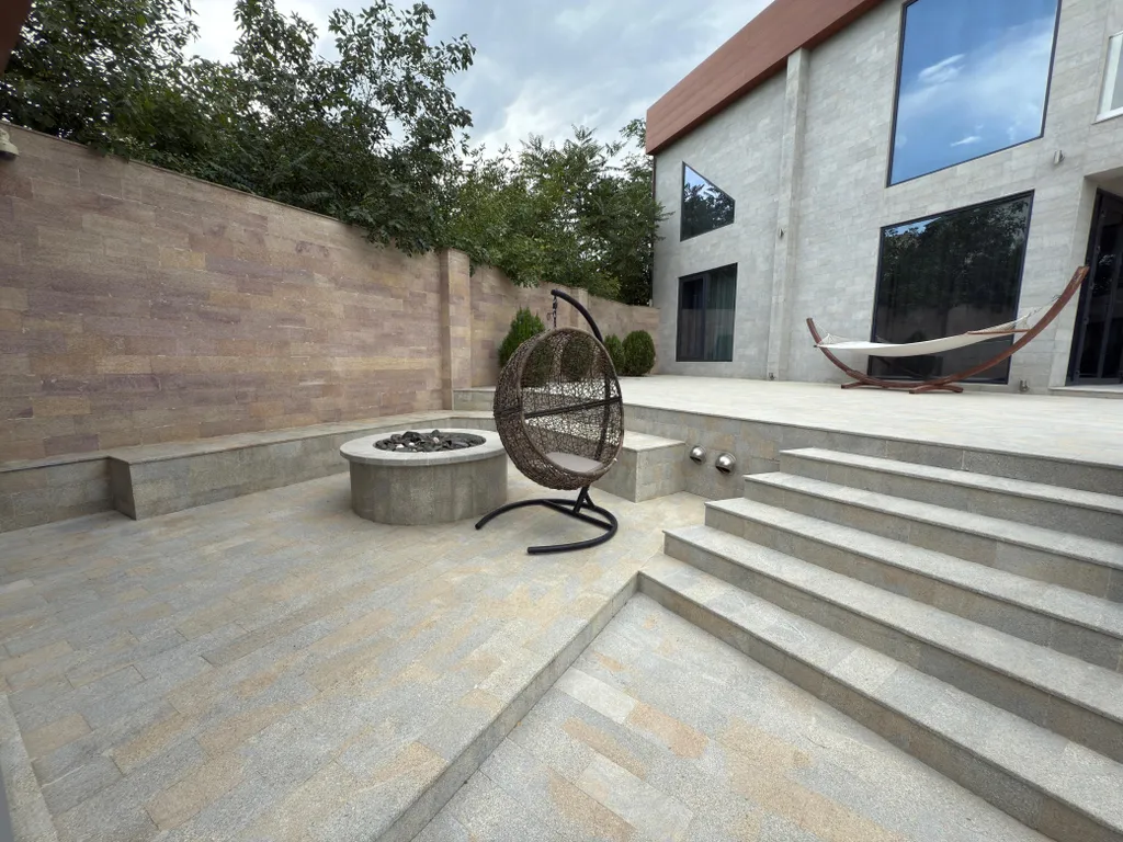 Вилла у моря