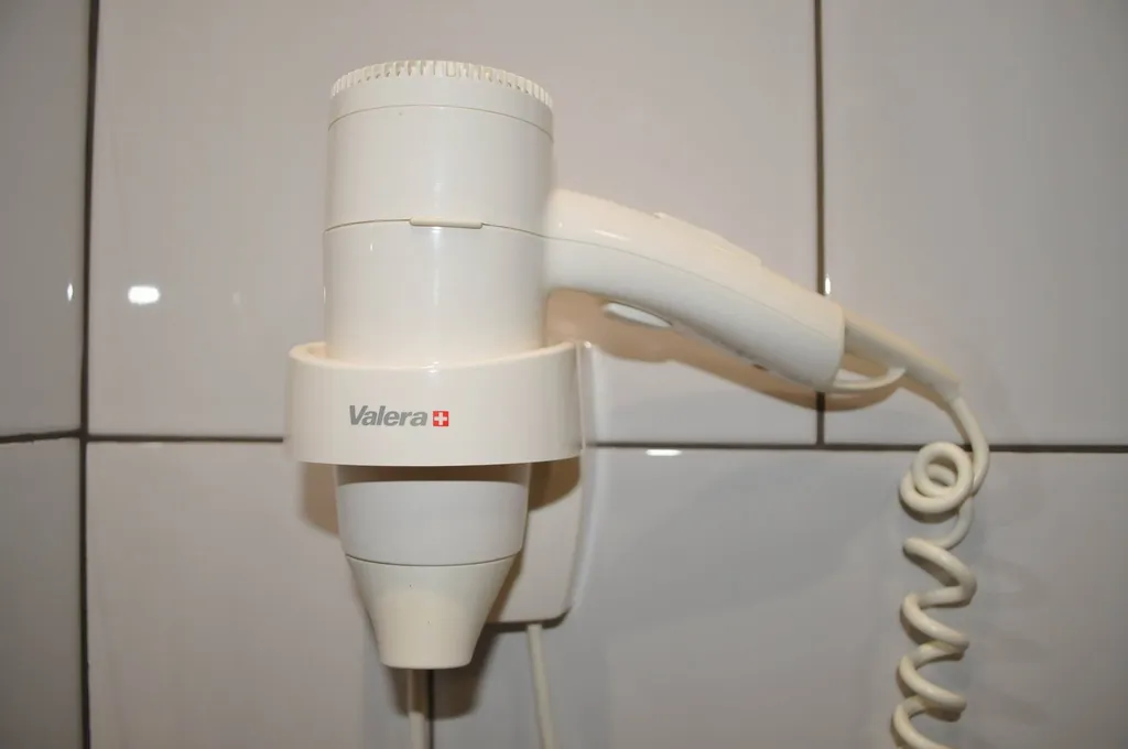 Чистая современная квартира-студия в современном доме