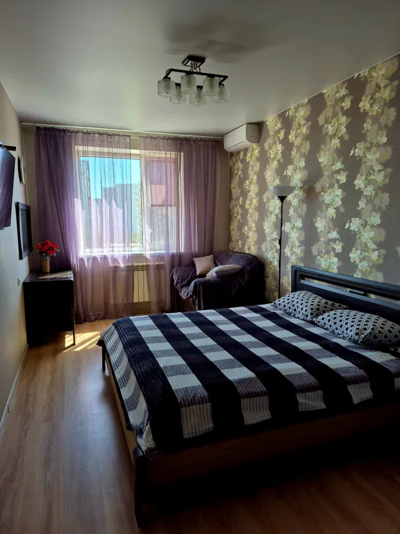 Двухкомнатная квартира с кухней-гостинной — аренда посуточно в Ставрополь