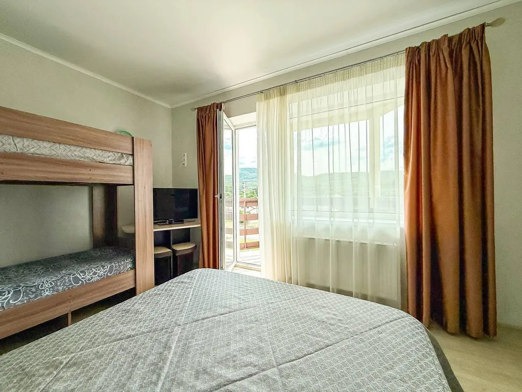 Коттедж 3-комнатный Дом — Южная Озереевка