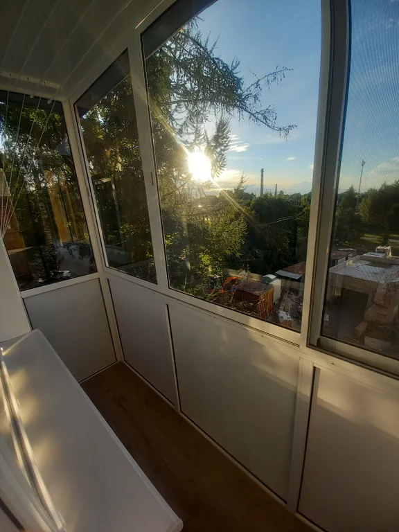 Двухкомнатная квартира после ремонта в центре у жд вокзала