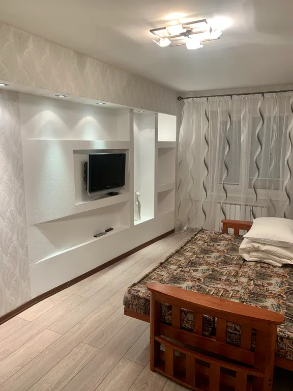 4-комнатная квартира с камином, рядом Центральная площадь