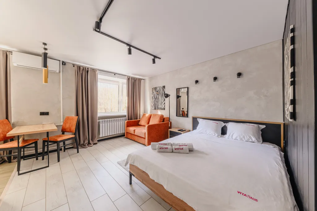 Фирменная студия Beverly