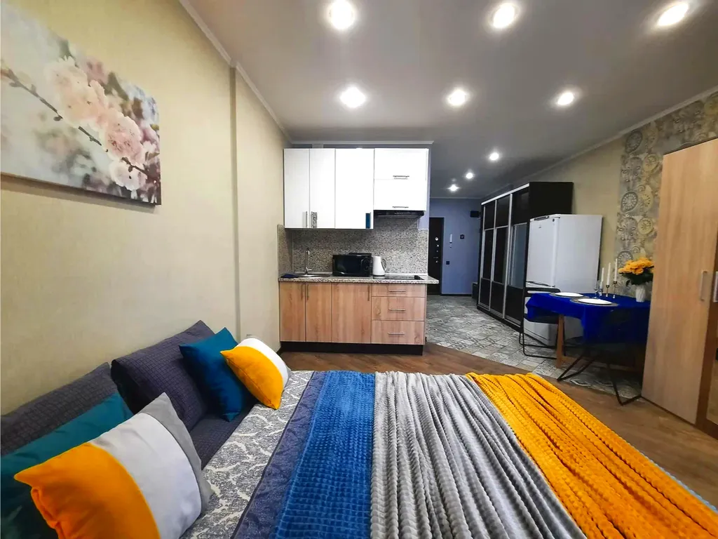 Комфортная студия в пешей доступности от метро — заезжай и живи