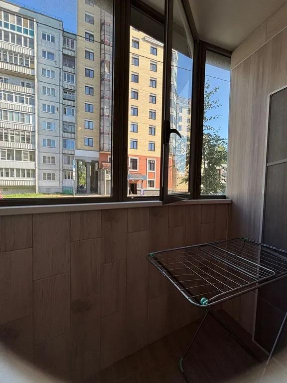 Студия бежевая в центре города