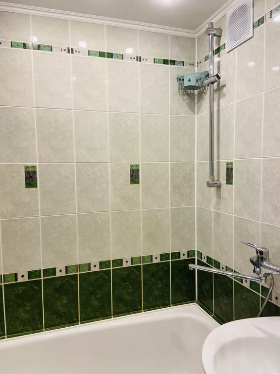 3-комнатная 8-миместная квартира в центре левобережья