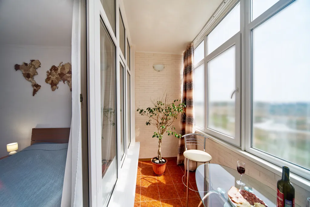 Комфортабельные 6-местные апартаменты с видом на море