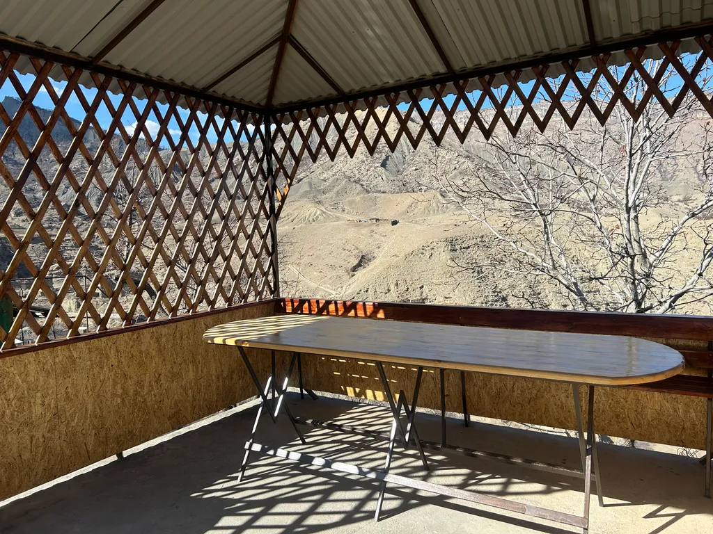 Большой уютный дом