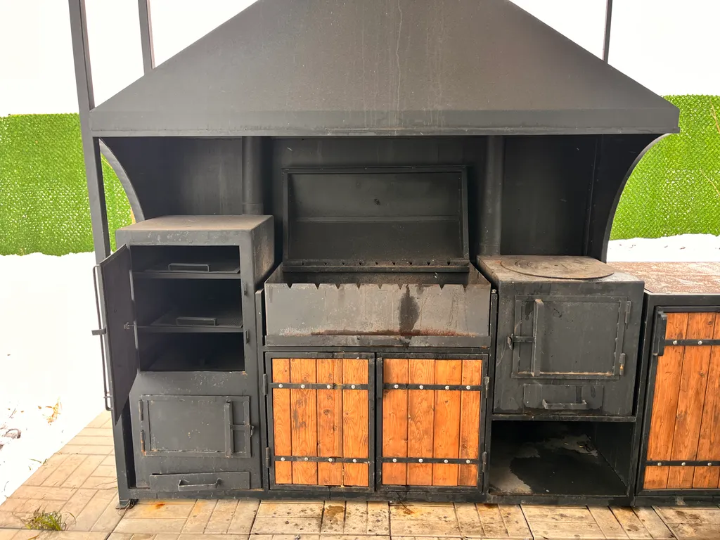 Коттедж Новый коттедж с панорамными окнами — Тайцы