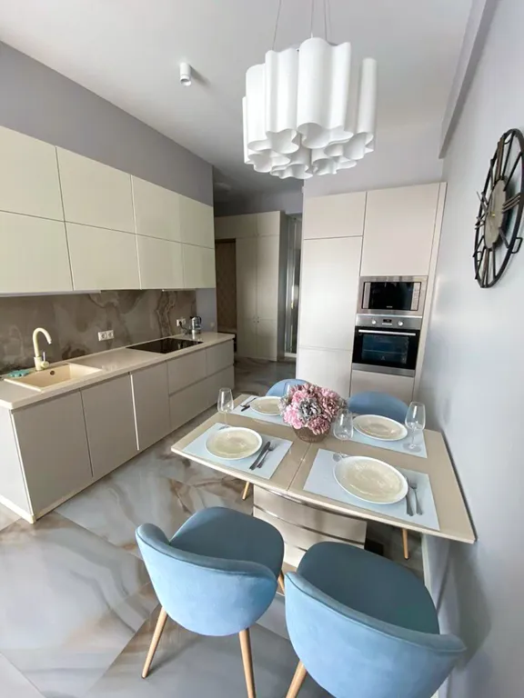 Очень уютная 2-комнатная квартира с видом на море